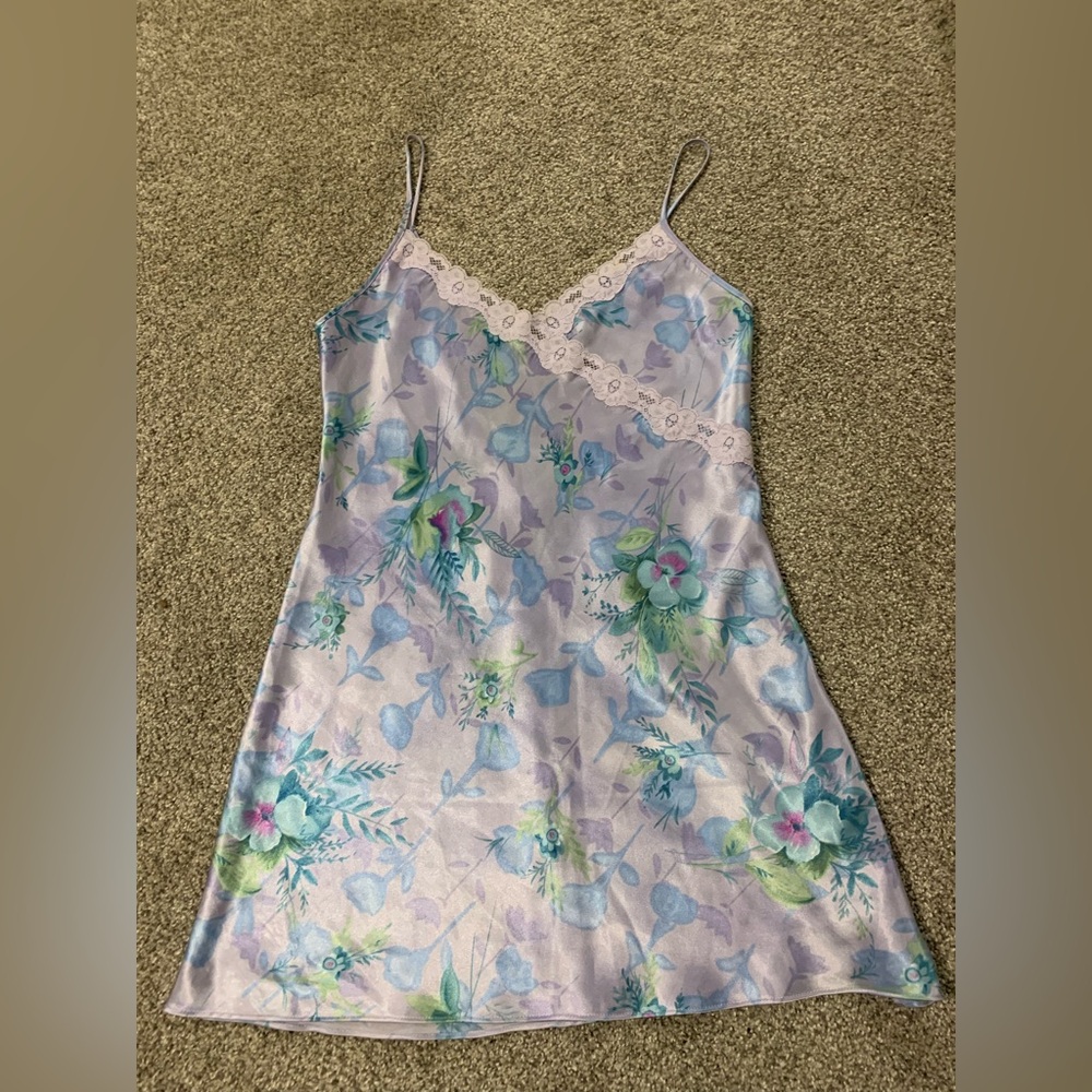 Lilac Floral Chemise with Lace Trim